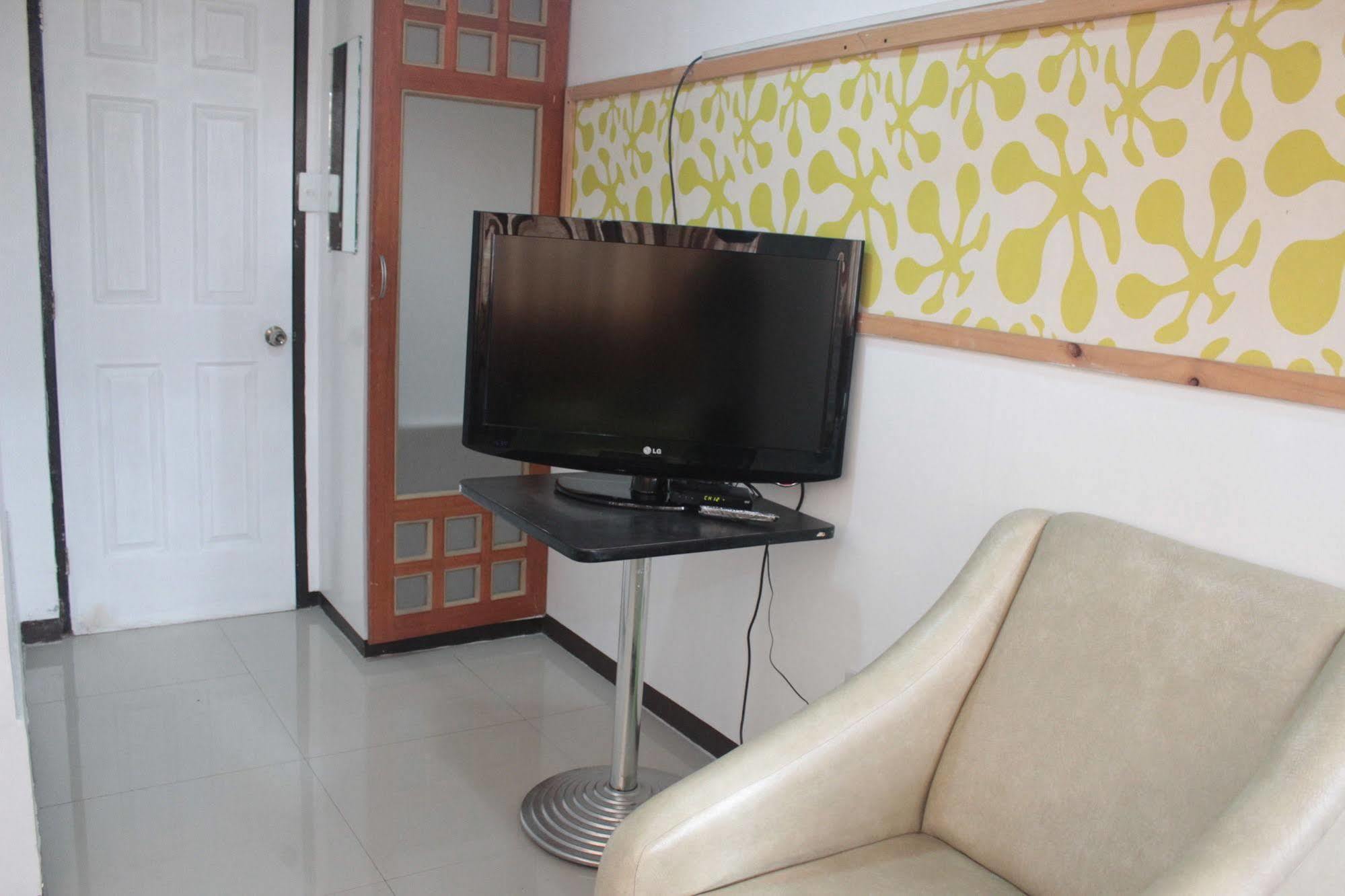 Yuj Inn - Quezon City Exterior foto